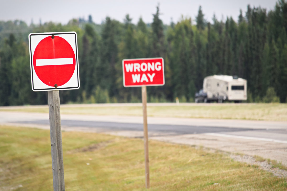 what to do if you see a wrong way driver